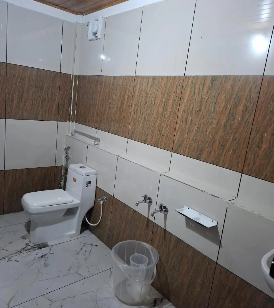 ** Hotel Sandal Mounts Marayoor Maraiyur India